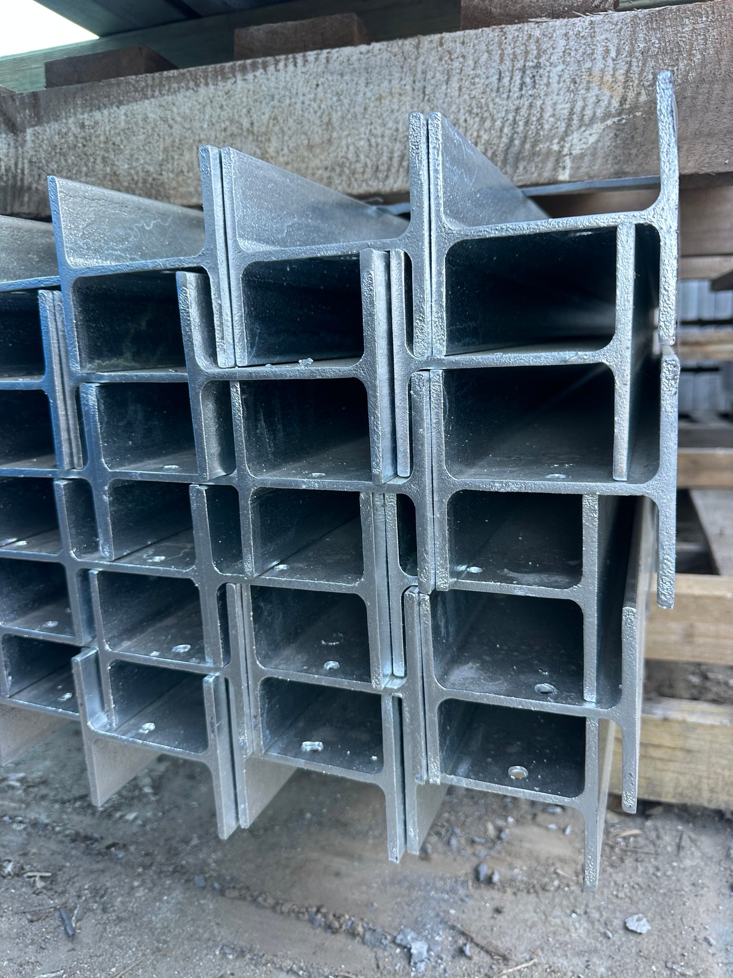 Steel posts for retaining walls