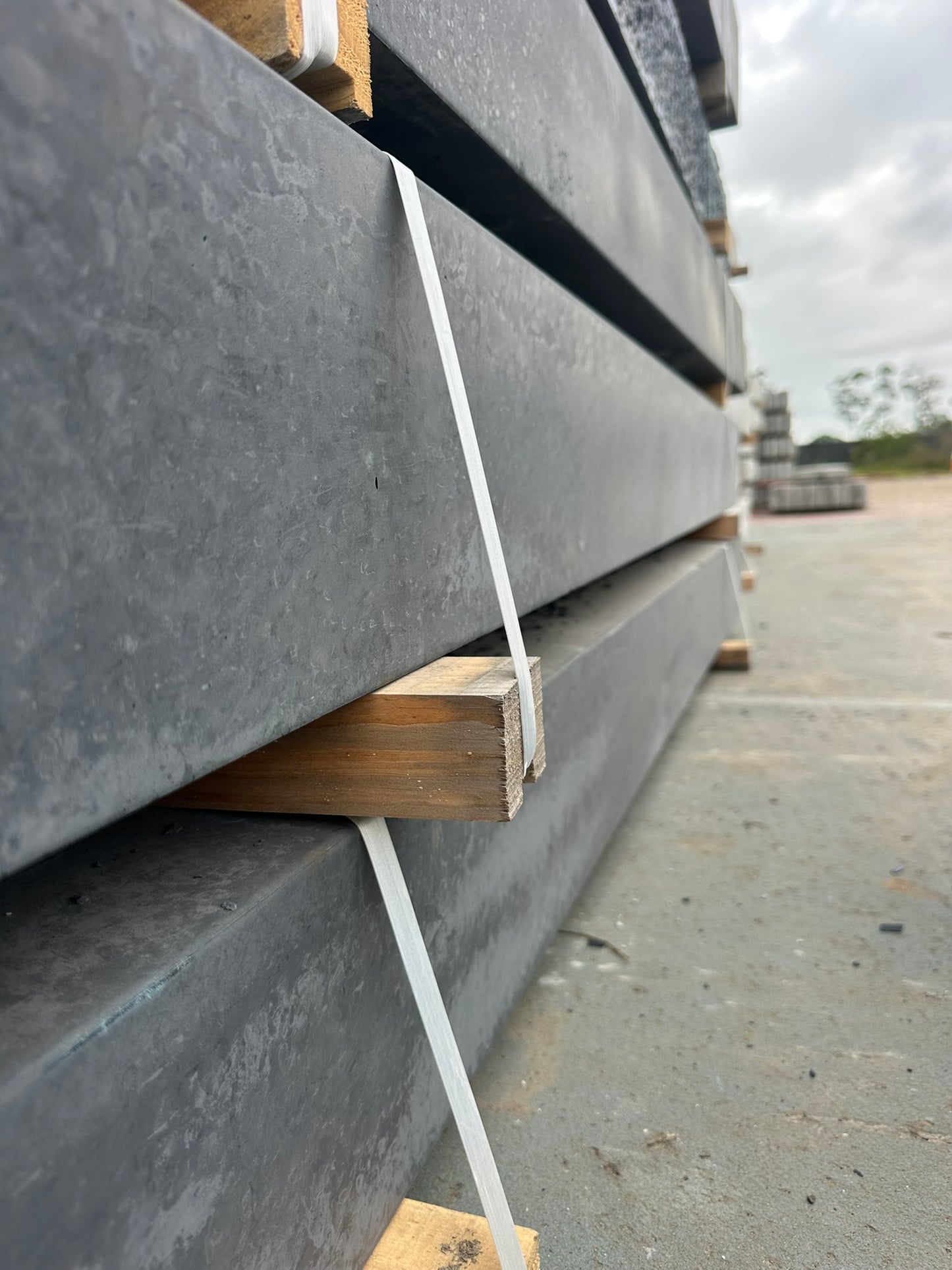 Smooth face Charcoal Concrete Sleepers