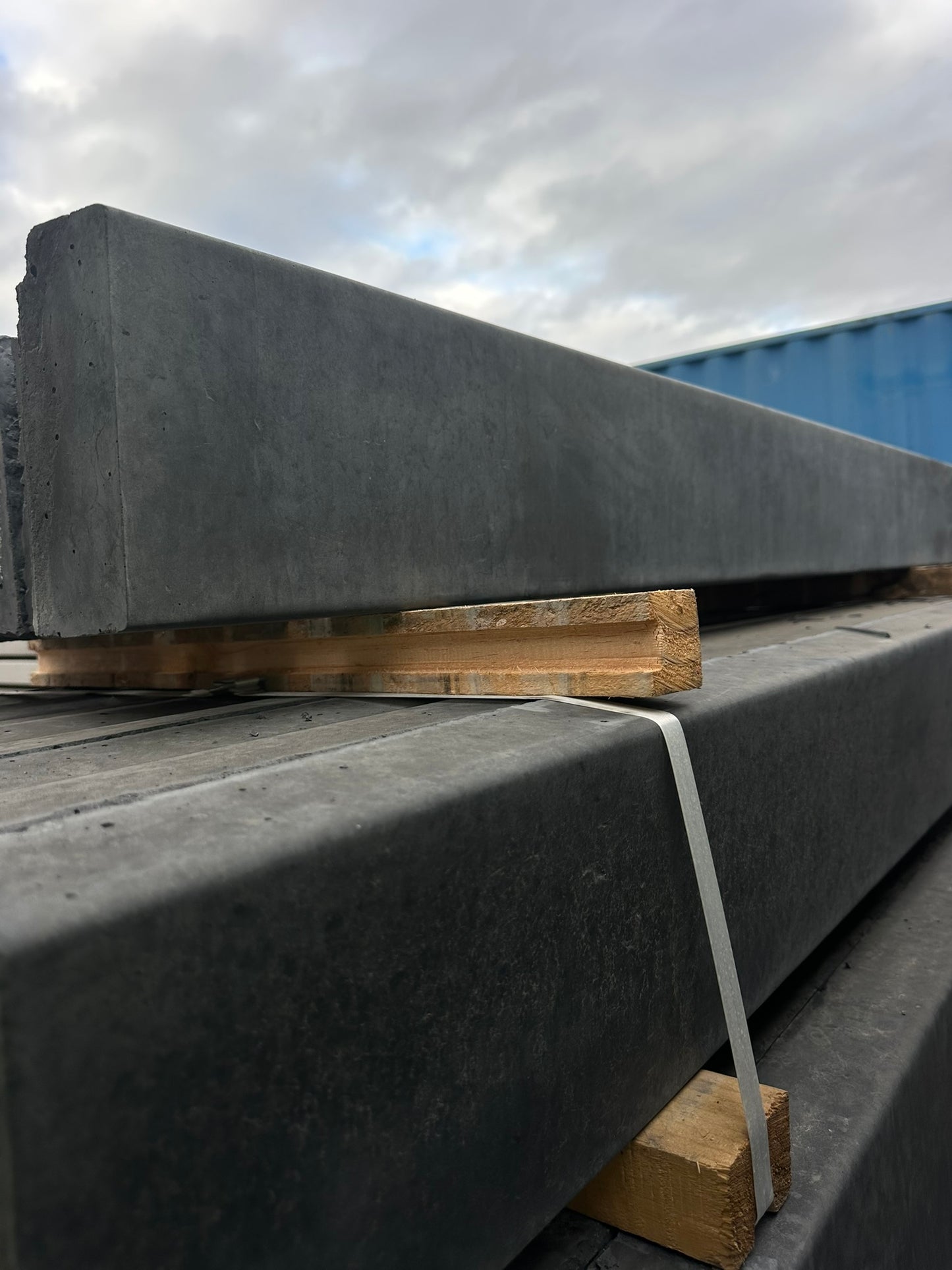 Smooth face Charcoal Concrete Sleepers
