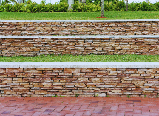 retaining wall for sloped backyard
